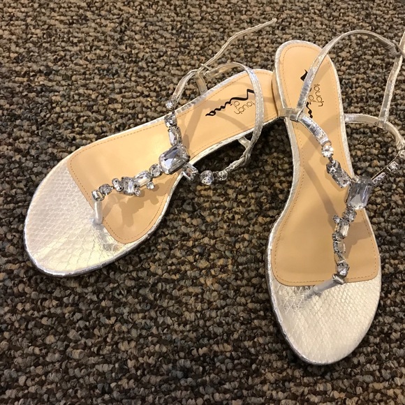 nina flat sandals